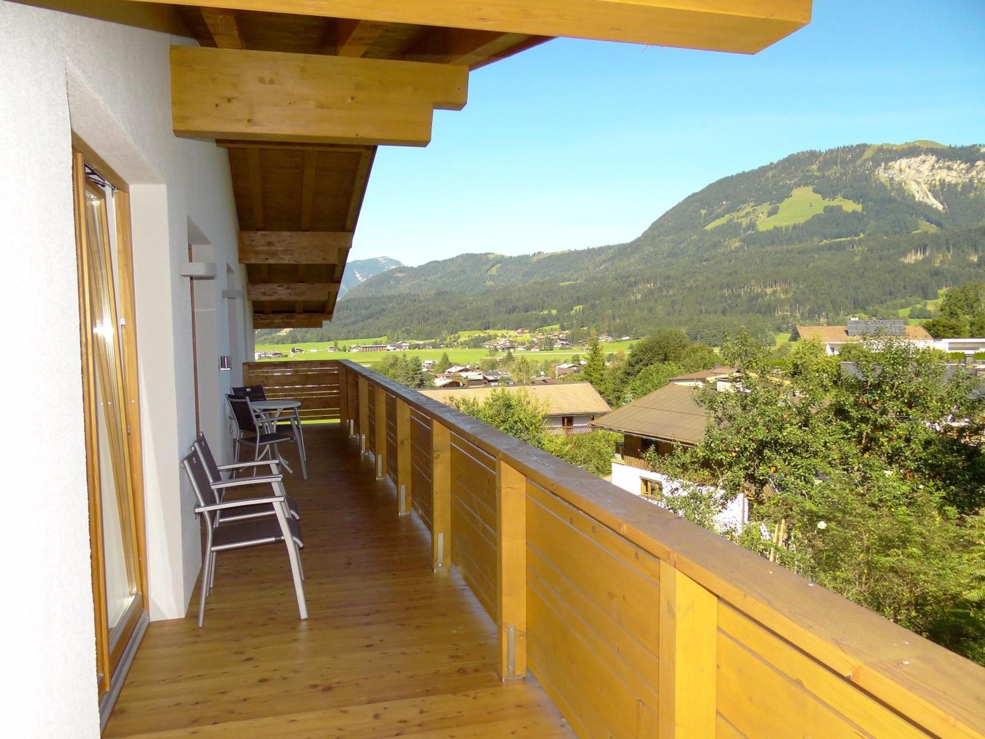 Pension Noella Sankt Johann in Tirol Exterior photo