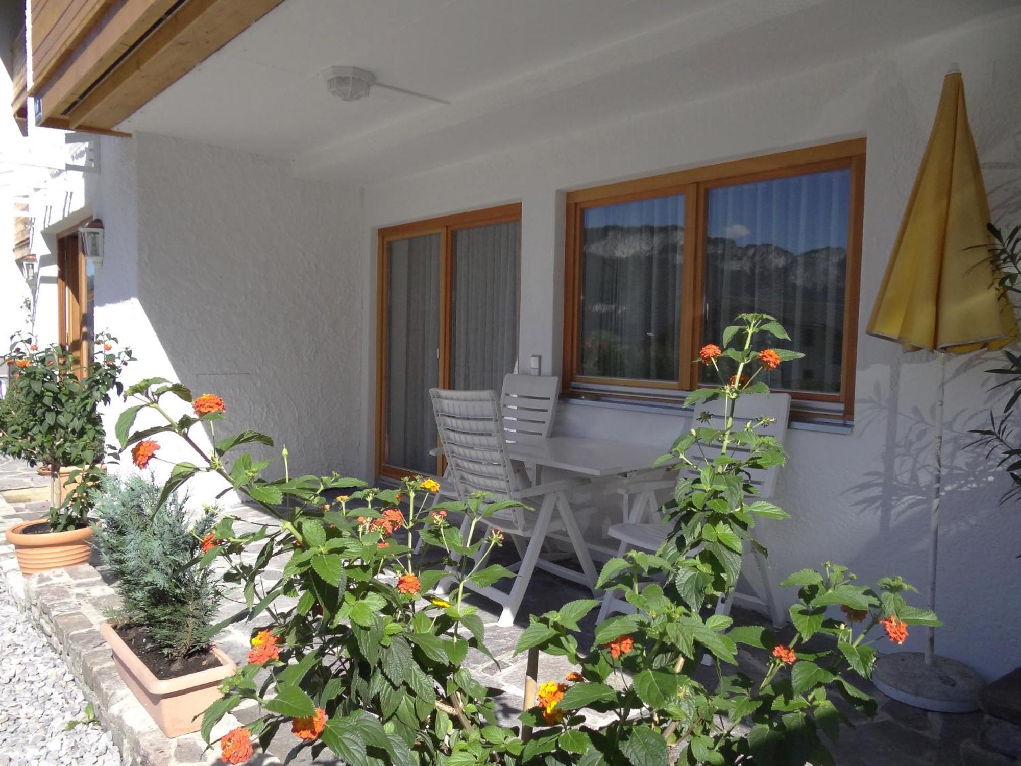 Pension Noella Sankt Johann in Tirol Exterior photo
