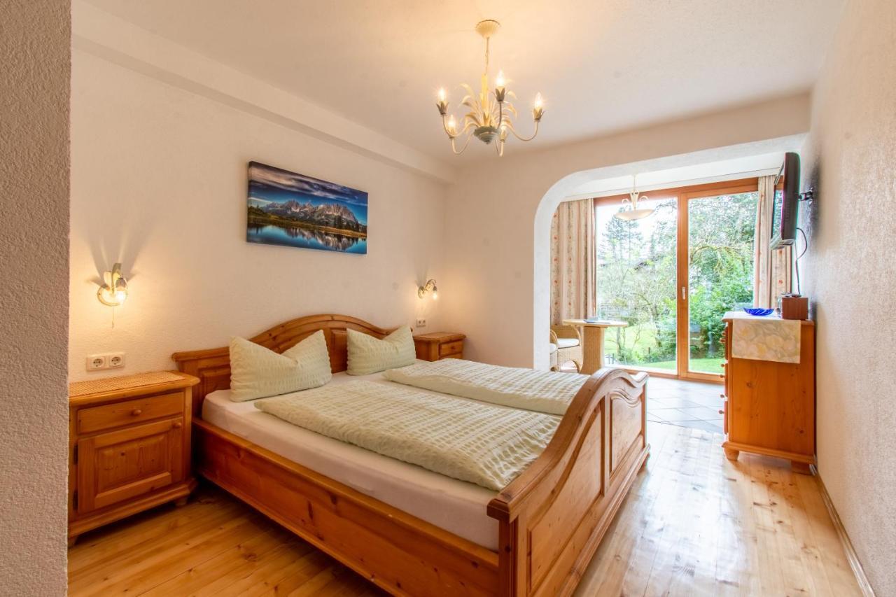 Pension Noella Sankt Johann in Tirol Exterior photo